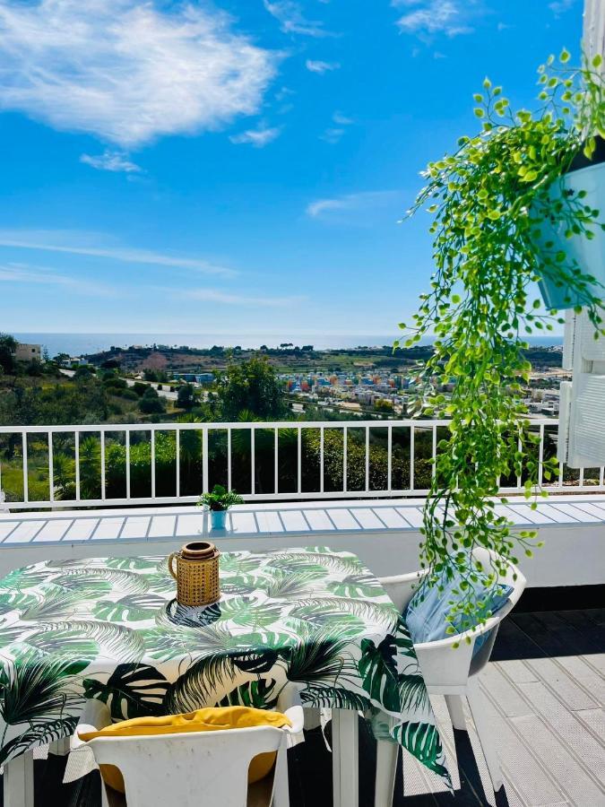 Ocean View Skyline Apartment ‚Hakuna Matata' Albufeira Exterior foto